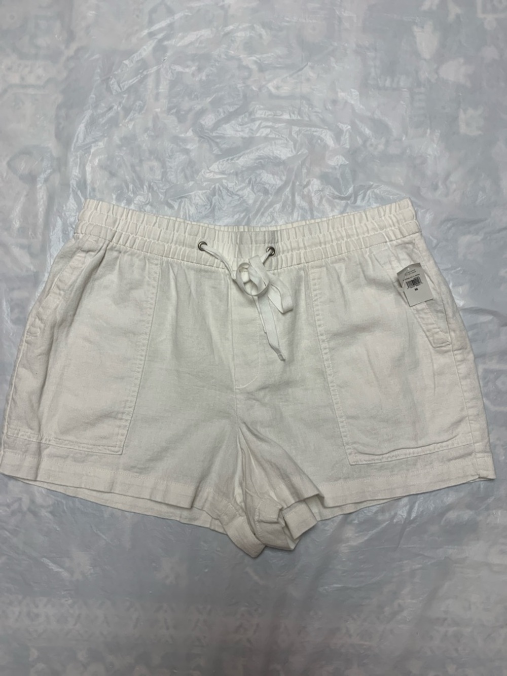 Gap White Linen 3” Inseam Pull On Elastic Waist Beachy Shorts Sz M NWT